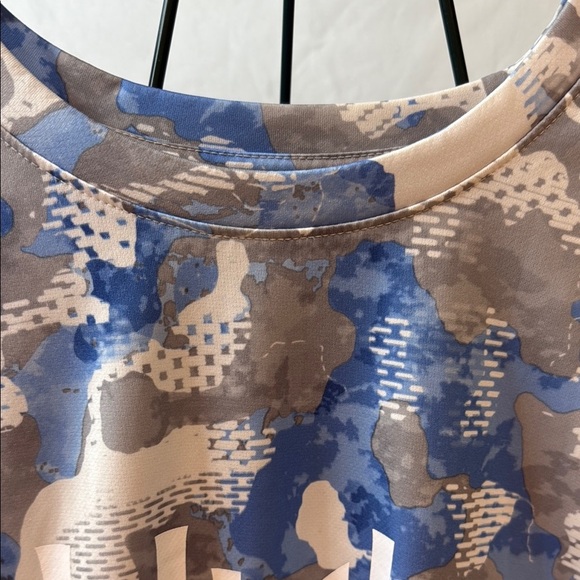 HUK Performance Fishing Blue Camo Crew Shirt, Men’s Size XXL, Preowned - Picture 6 of 14